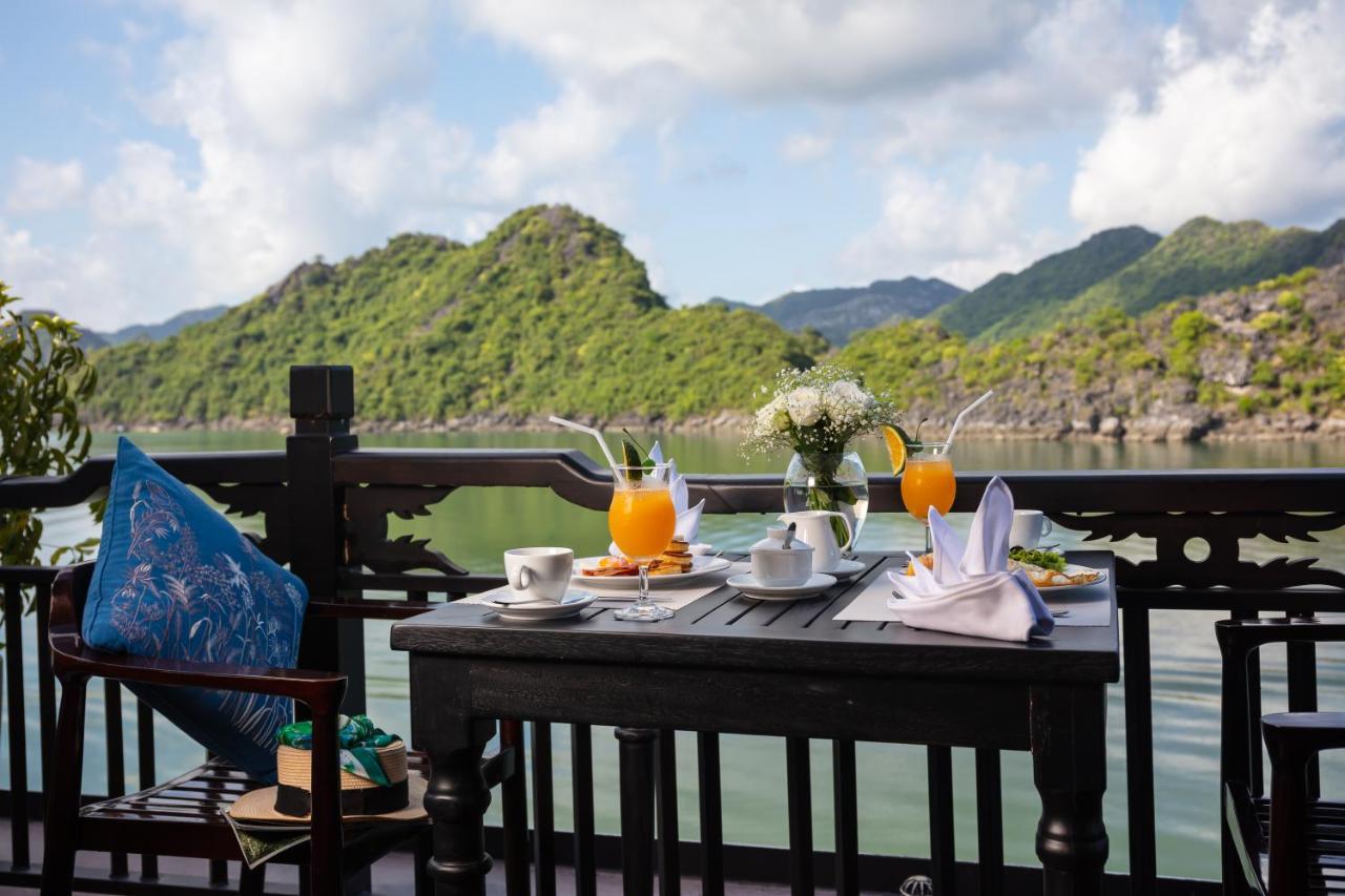 Hotel La Regina Grand Cruise Hạ Long Exterior foto