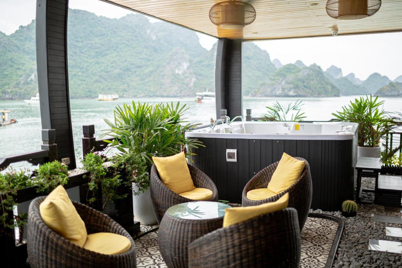 Hotel La Regina Grand Cruise Hạ Long Exterior foto